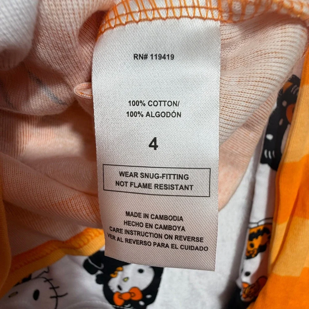 Sanrio Hello Kitty Halloween Pumpkin Orange Striped Pajama Set Kids Size 4 NEW